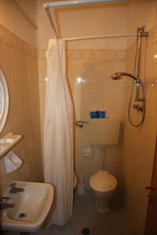 Hotel Orchidea Rimini Esterno foto