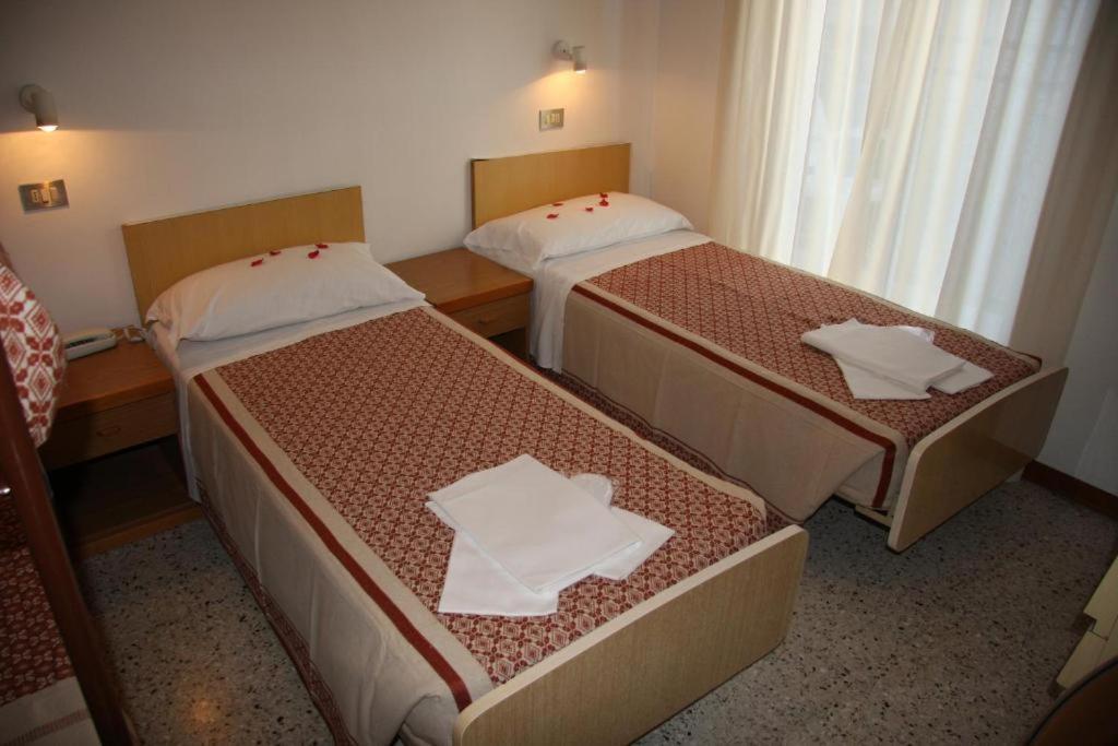 Hotel Orchidea Rimini Esterno foto