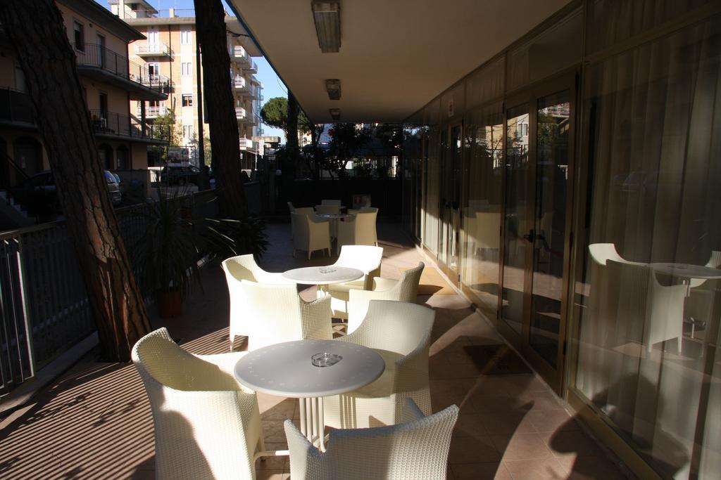 Hotel Orchidea Rimini Esterno foto